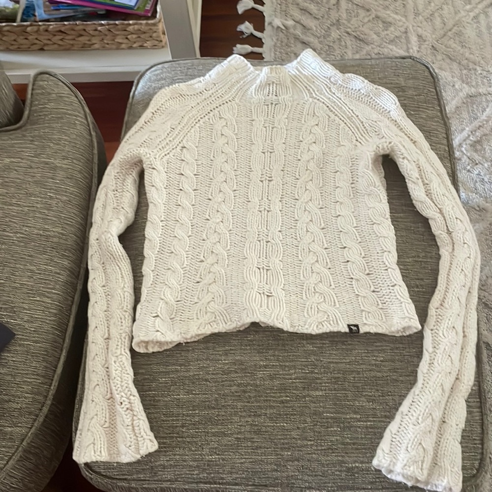 Ladies Abercrombie sweater